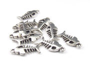 Anh�nger 'Fischgr�t' 18x8 mm