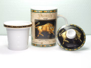Becher mit Sternzeichen 'Stier'