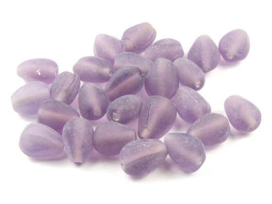 Perlen, Nuggets, 8x5 mm, lila
