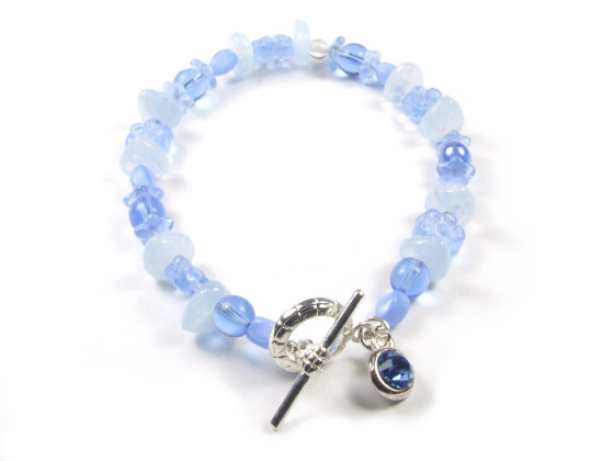 Armband in Himmelblau