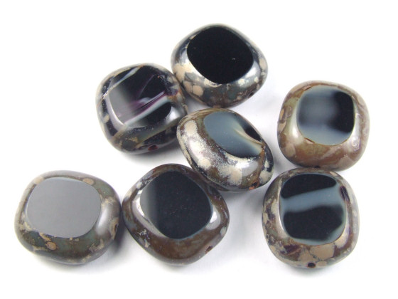 Perlen, bhmisch, 17x16 mm, black marble tone