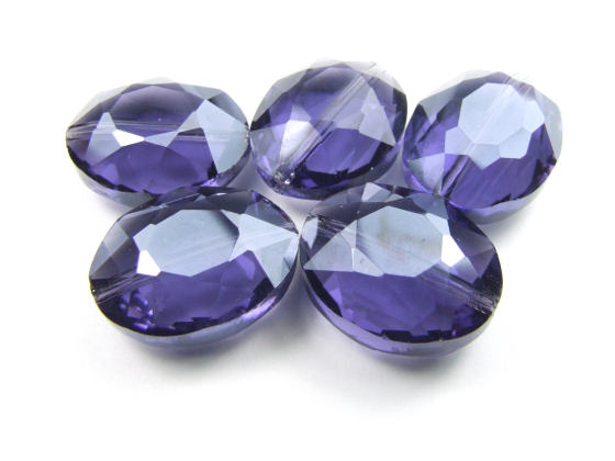 Ovale, facettiert, 20x16 mm, violett