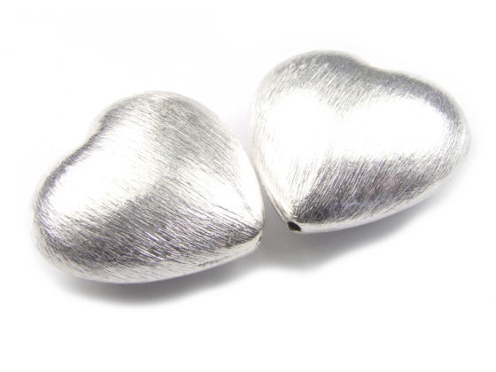 Metallperlen gebrstet, groe  Herzen 30 mm