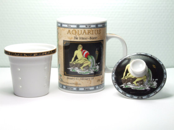 Becher mit Sternzeichen 'Wassermann'