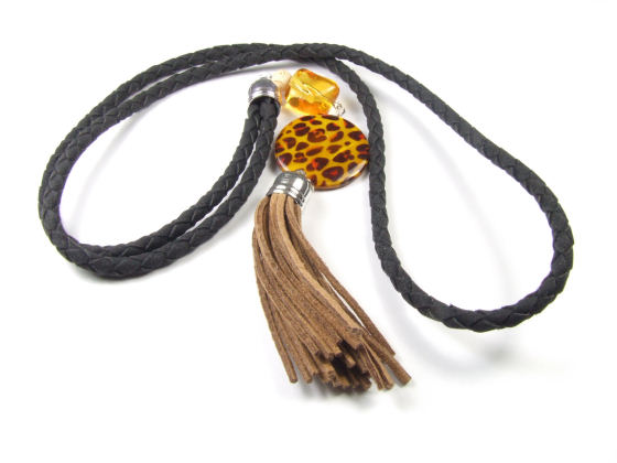 Lange Halskette im Afrika-Look
