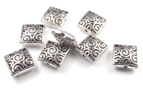 Metallperle, filigrane Quadrate, 15 mm