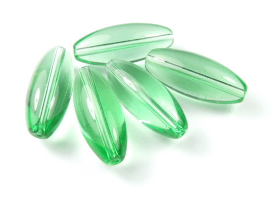 Glasperlen,Oliven, 29x12 mm, grün