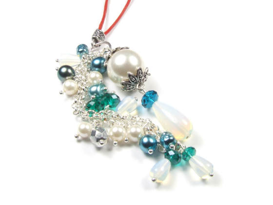 Lange Halskette 'Verspielte Perlenfee'