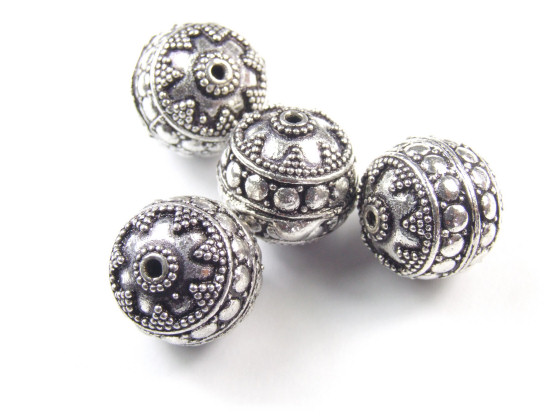 Metallperle, verzierte Kugeln, 13 mm